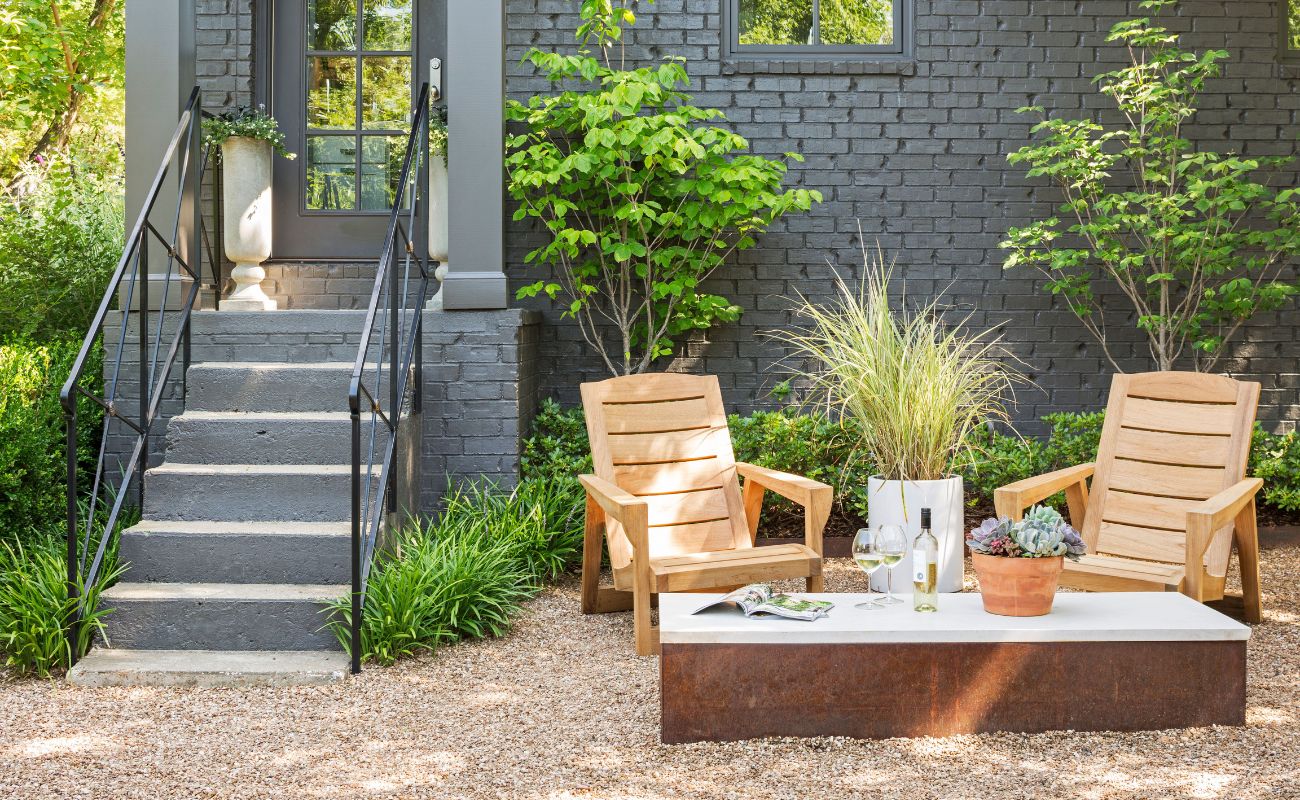How To Decorate A Small Patio