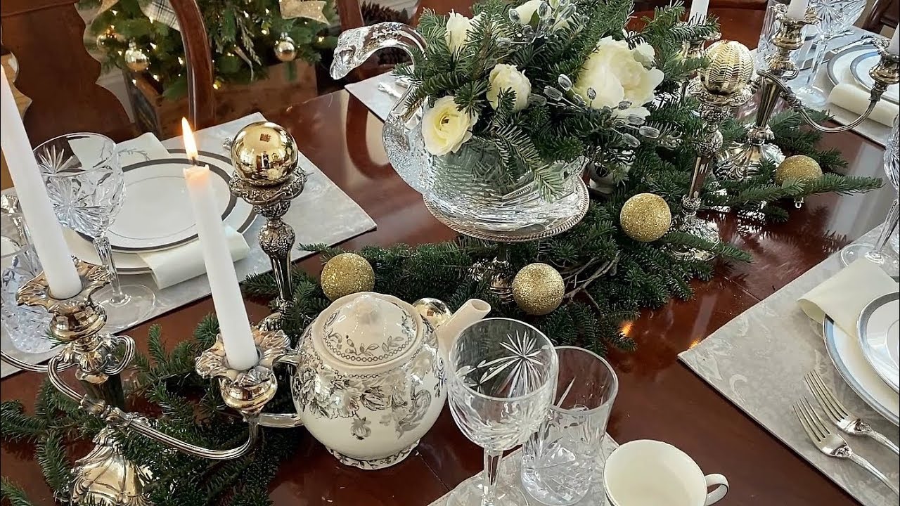 How To Decorate Place Settings For Christmas