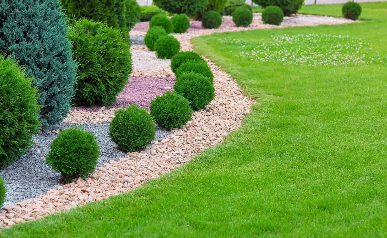 How To Edge Landscaping
