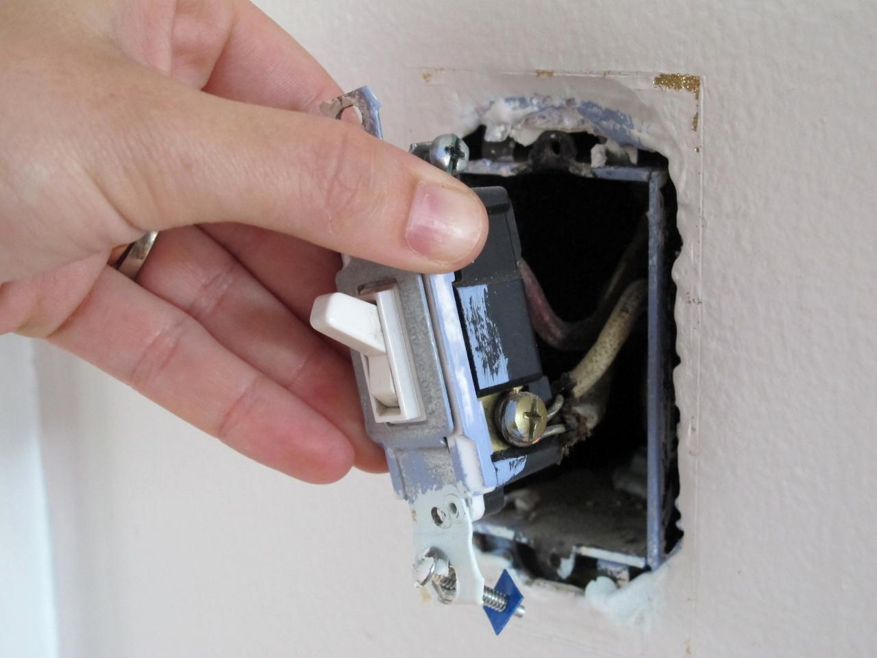 How To Fix A Dimmer Switch