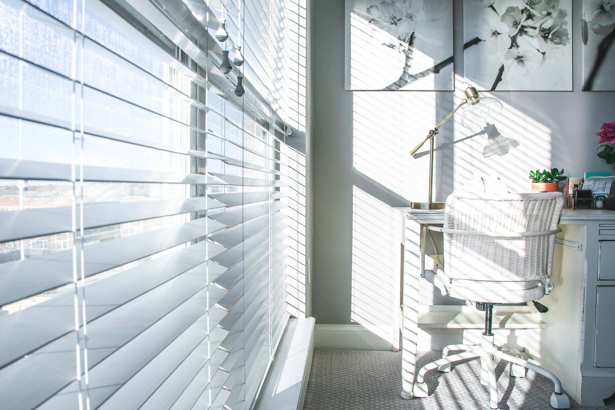 How To Fix Blinds In An Apartment