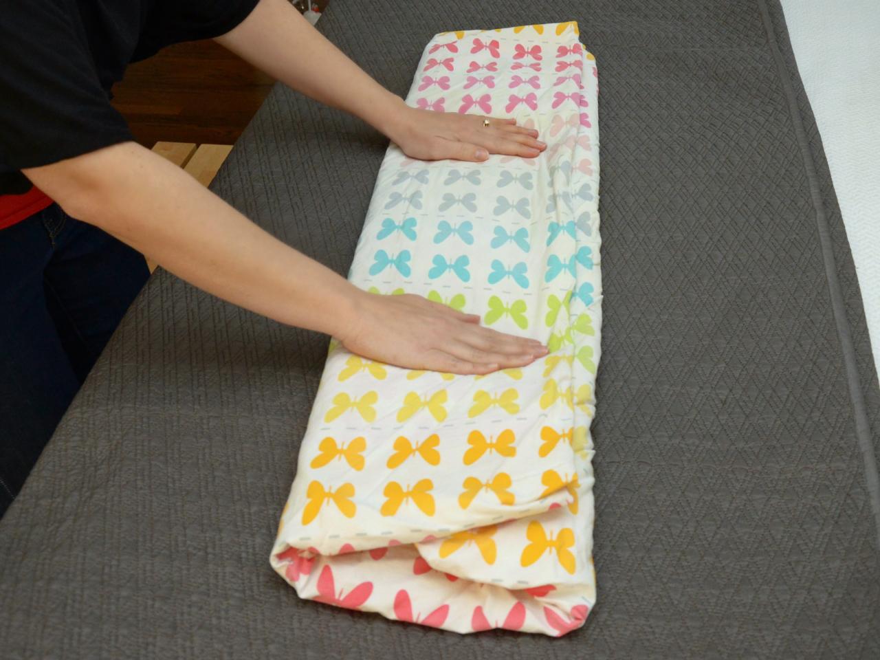 How To Fold A Fitted Sheet Hack