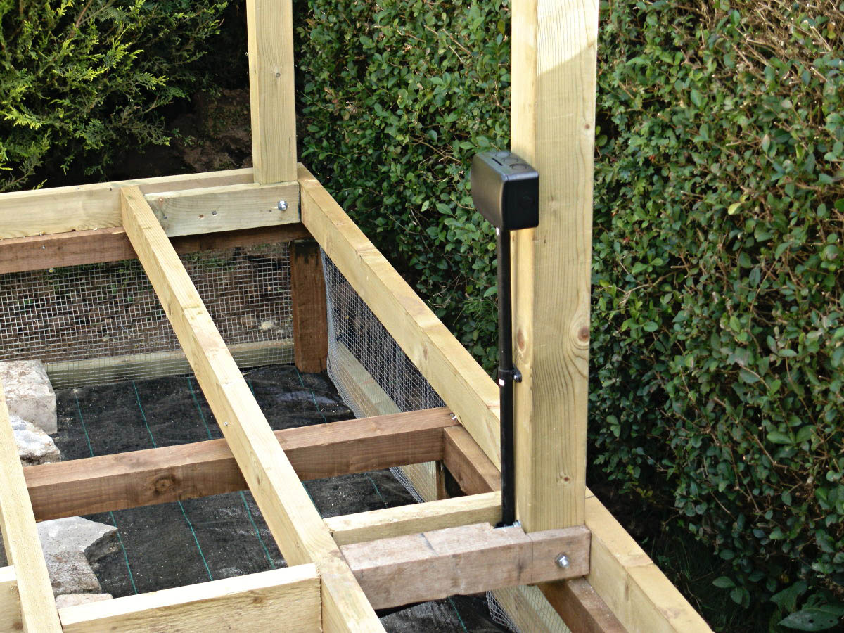 How To Get Rid Of Rats Under Decking