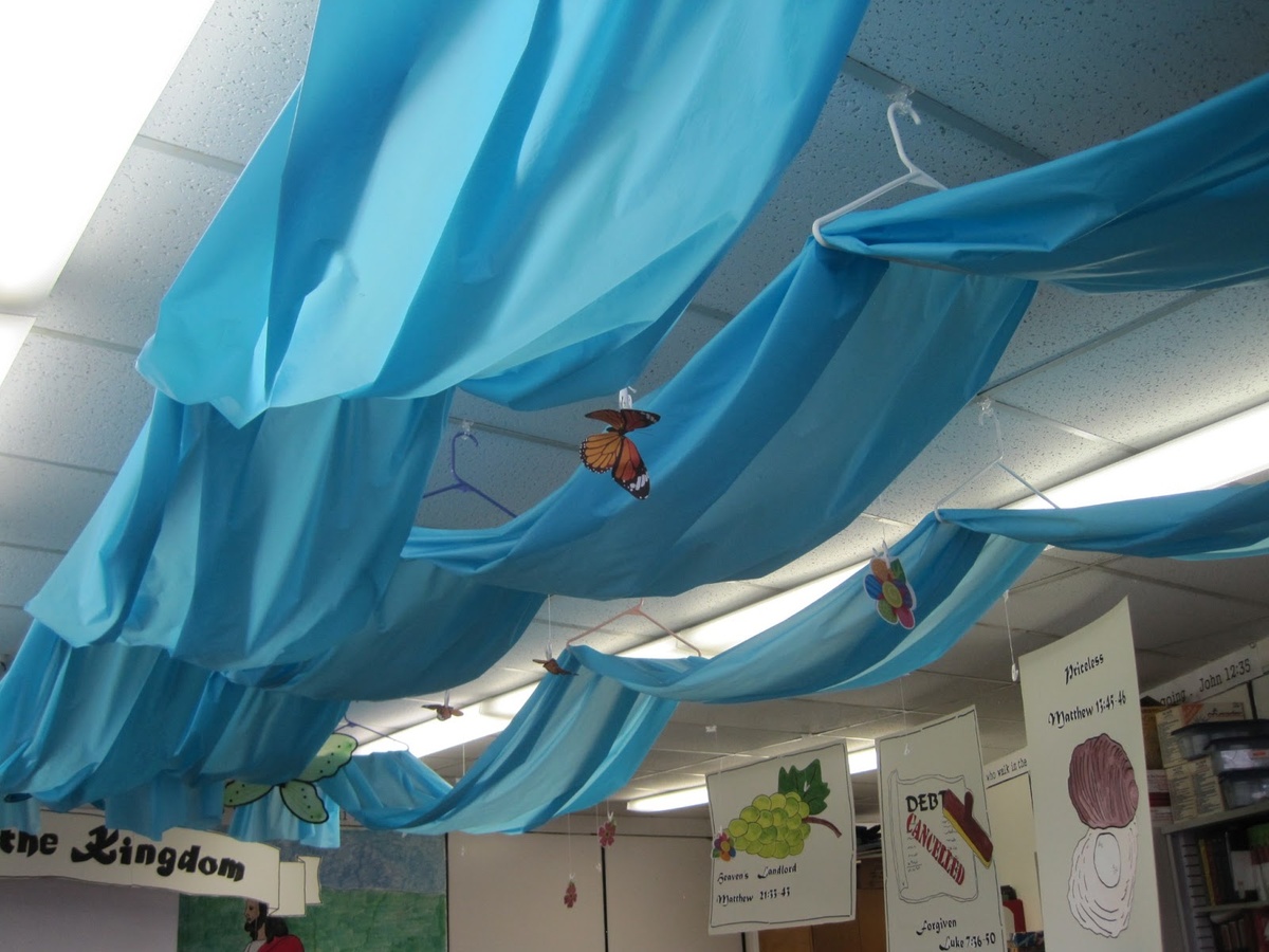 How To Hang Tablecloths From The Ceiling