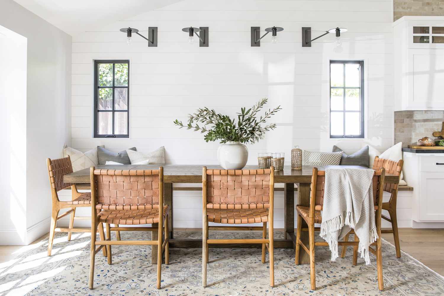How To Integrate A Traditional Dining Table With Farmhouse Style
