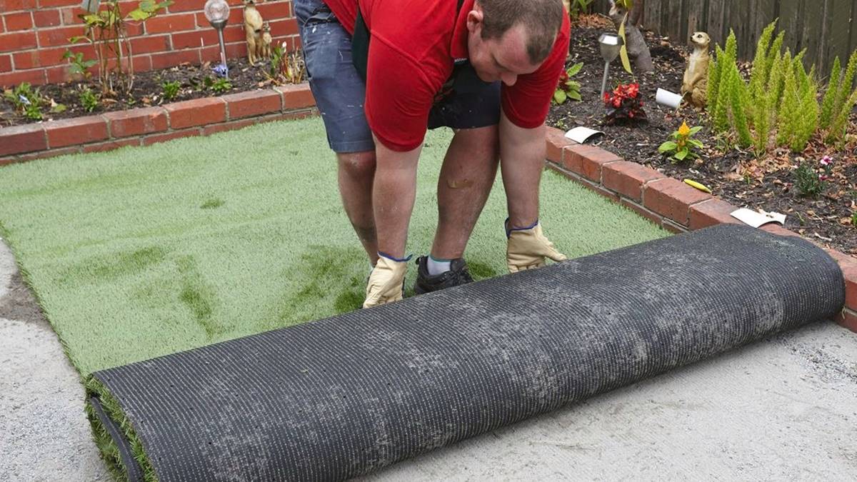 How To Lay Synthetic Grass On Concrete