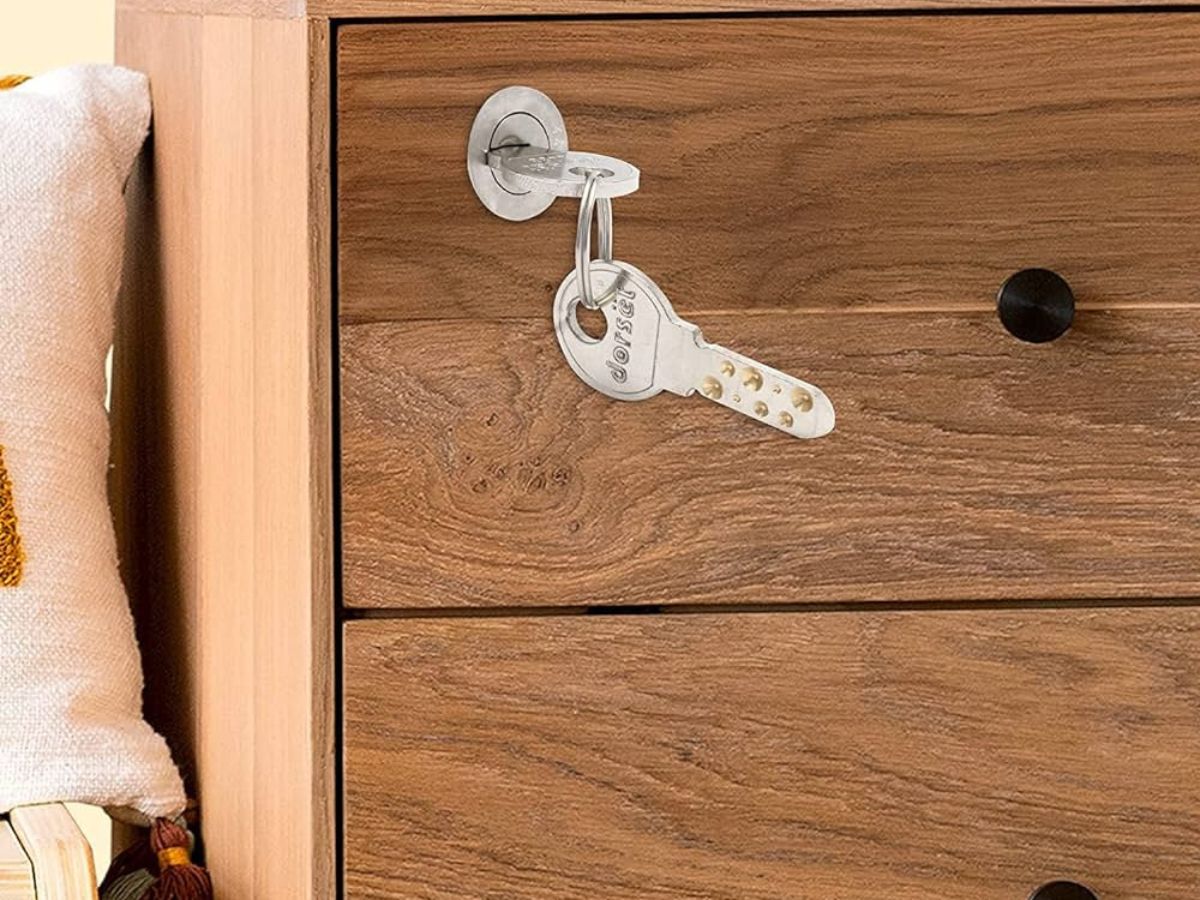 How To Lock A Dresser Drawer
