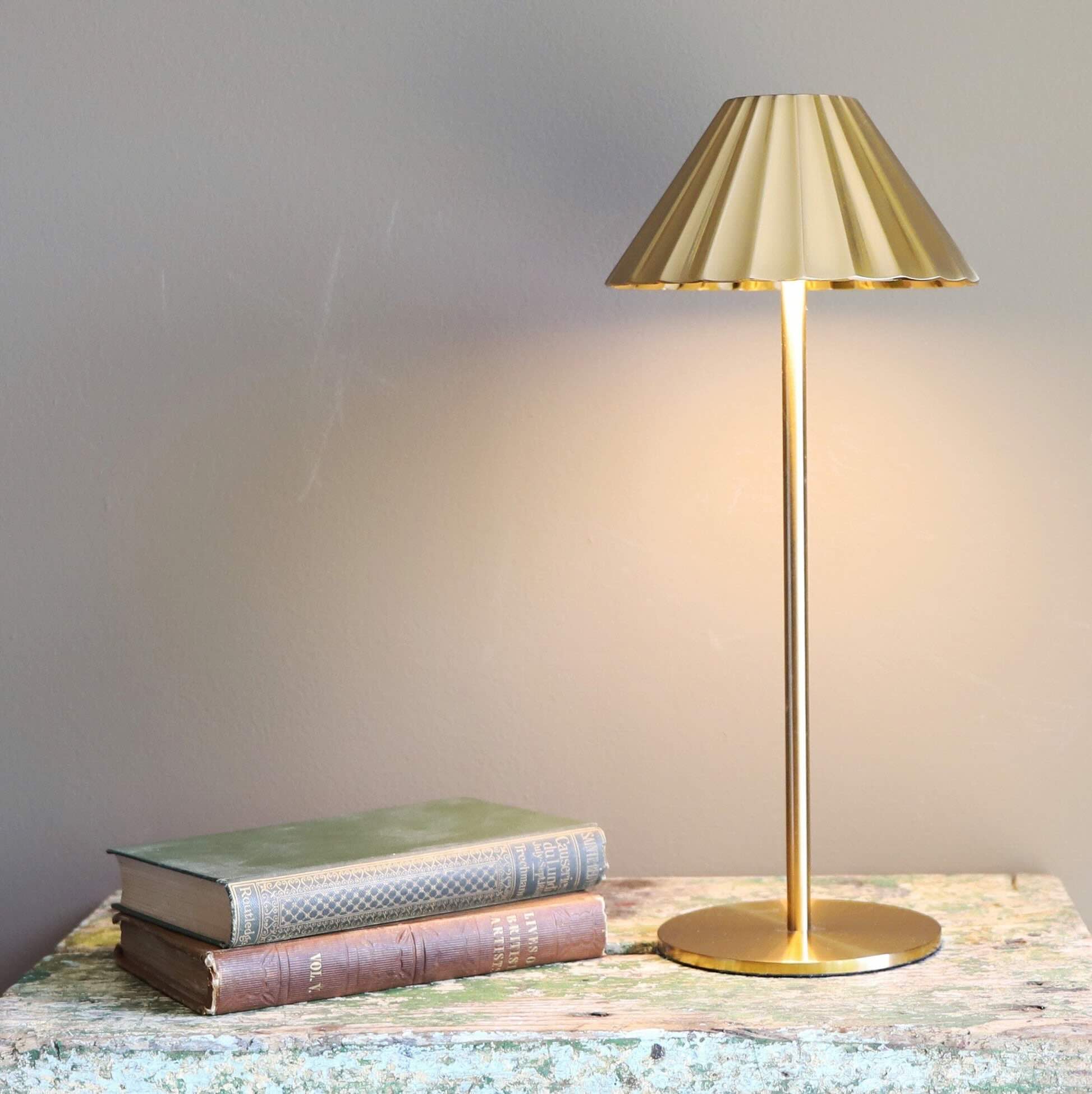 How To Make A Cordless Lamp