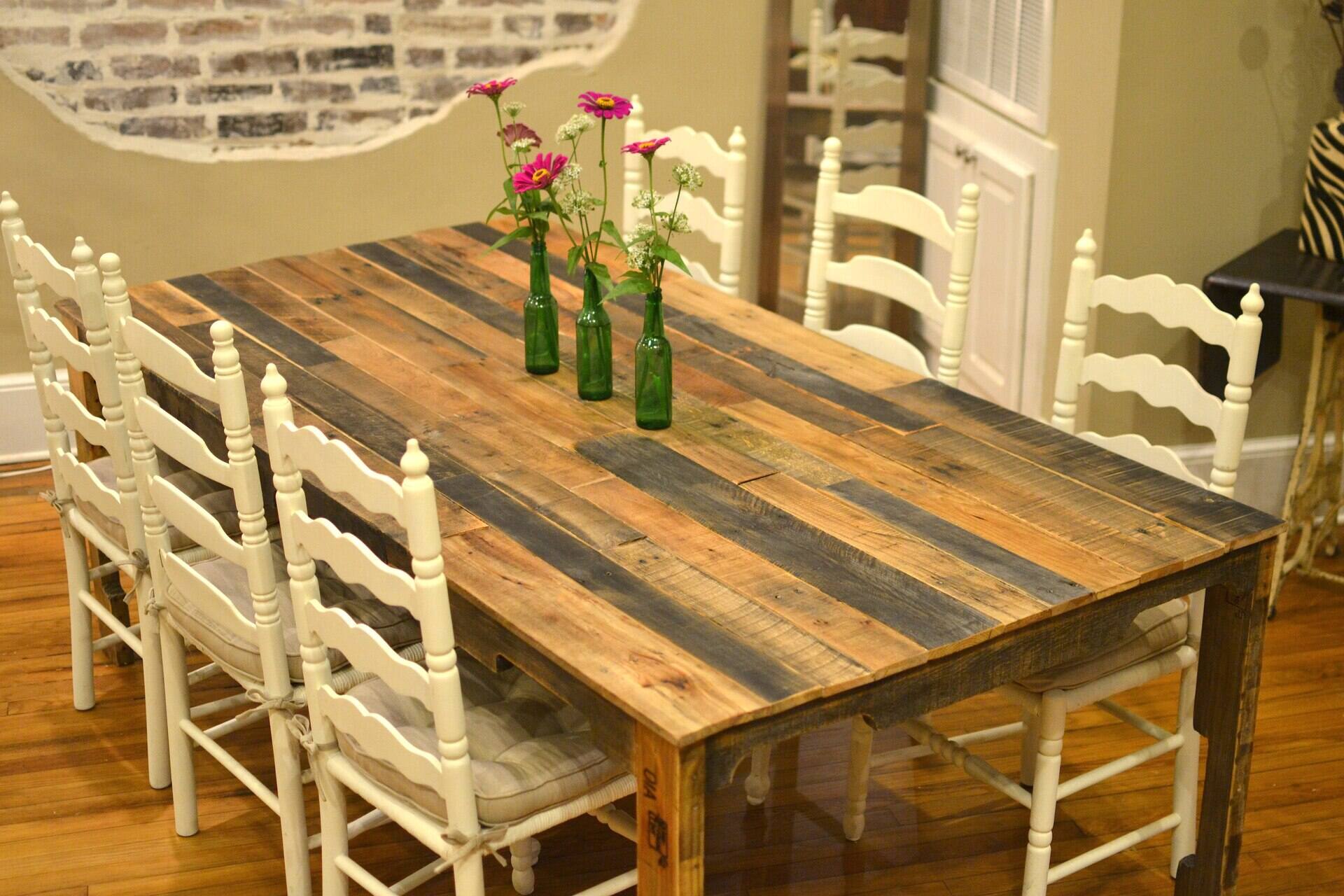 How To Make A Country-Style Table
