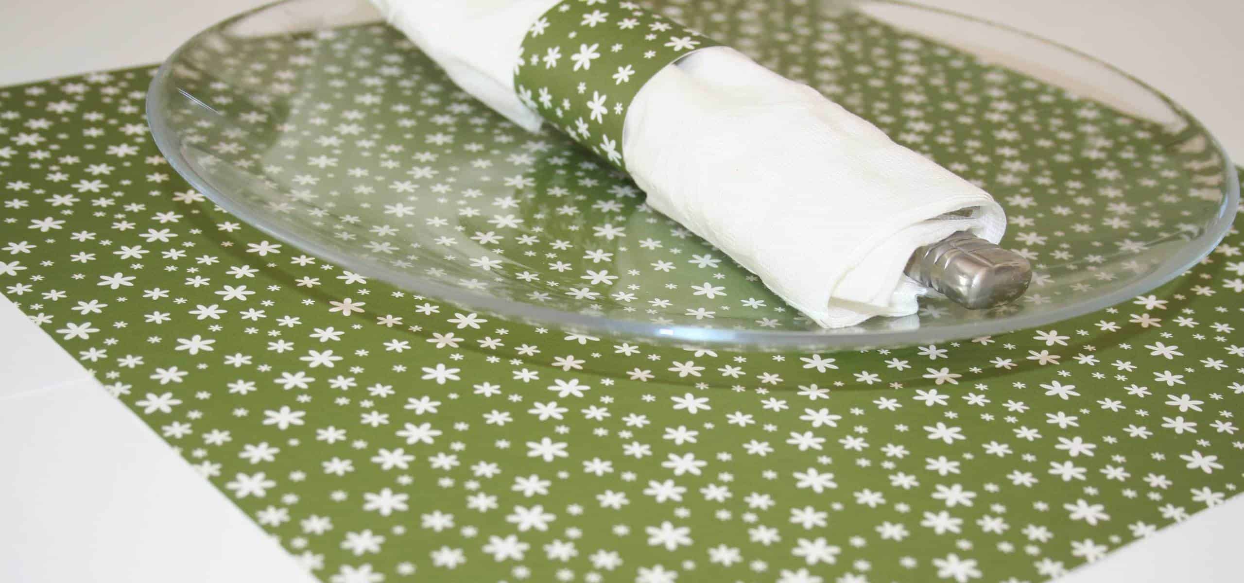 How To Make A Placemat Out Of Paper