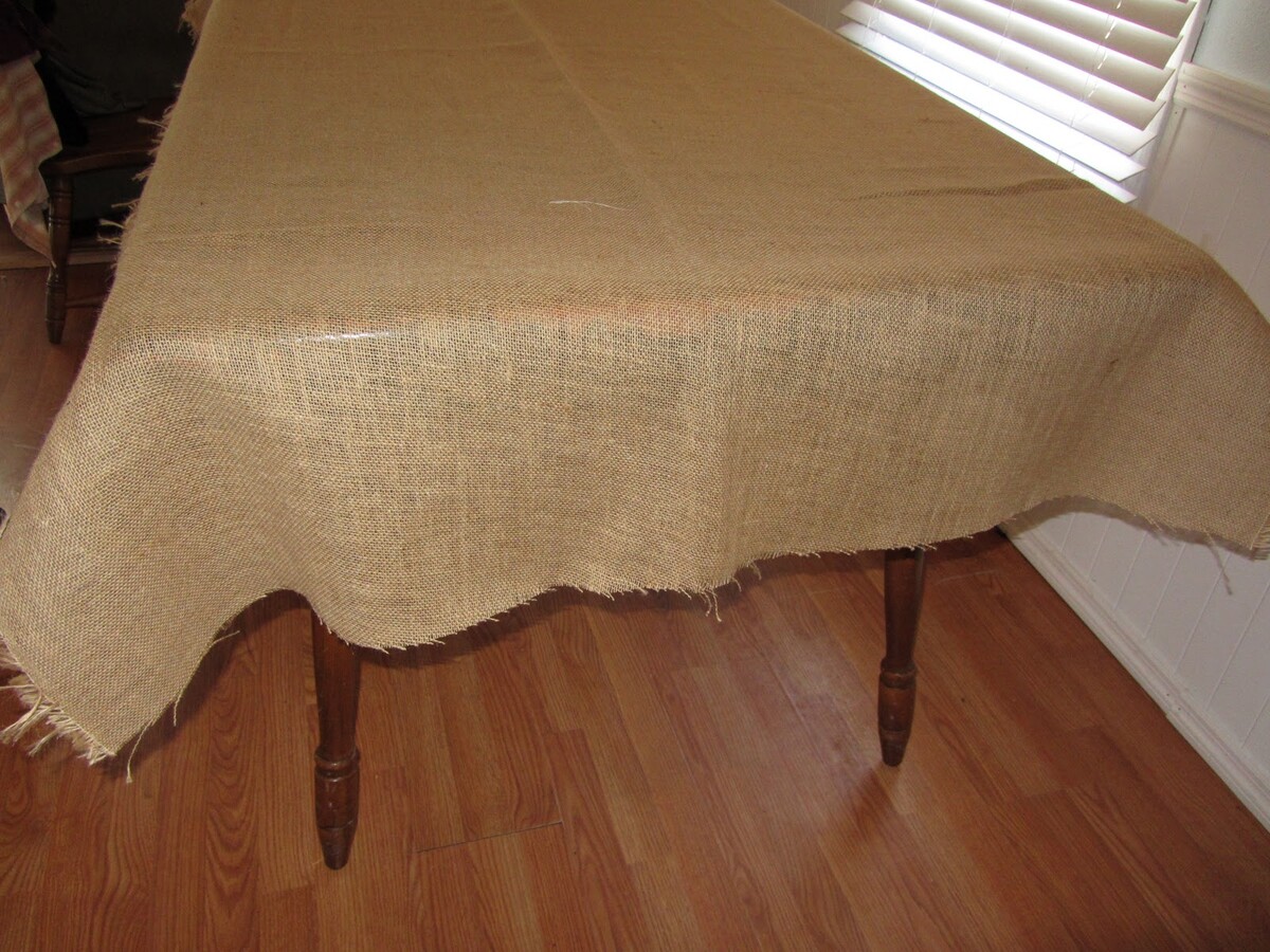 How To Make Burlap Tablecloths