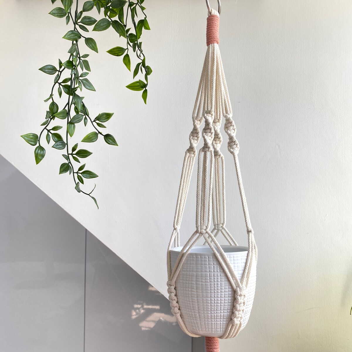 How To Make Macramé Hanging Baskets