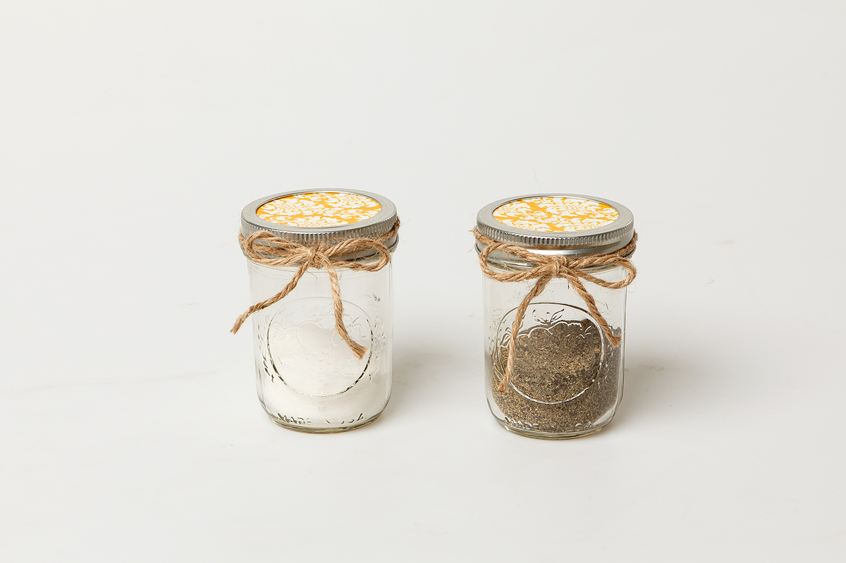 How To Make Salt And Pepper Shakers From Mason Jars