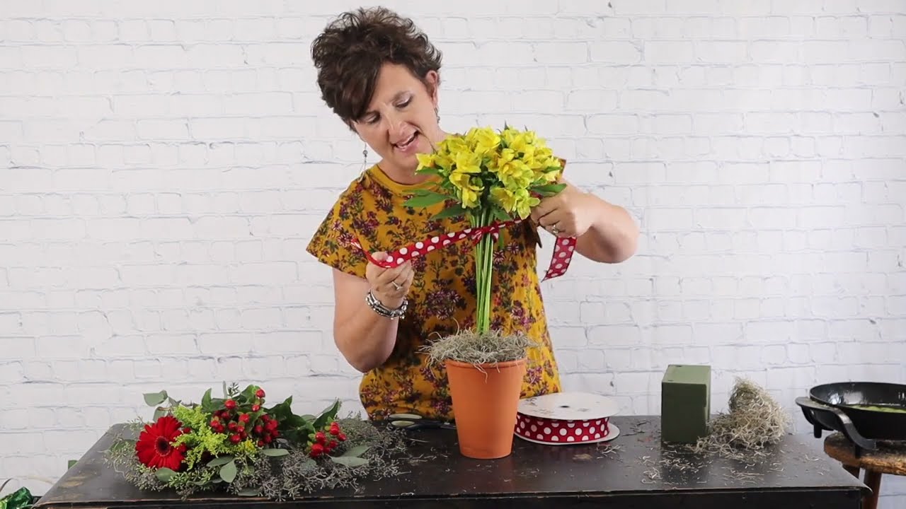 How To Make Topiary Centerpieces