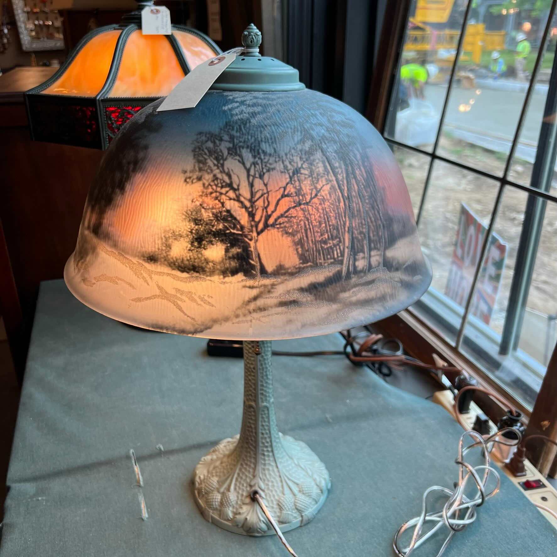 How To Paint A Glass Lamp