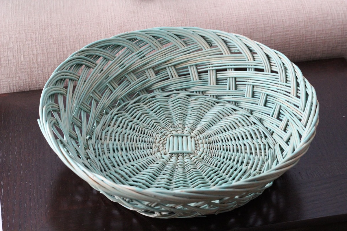 How To Paint Wicker Baskets
