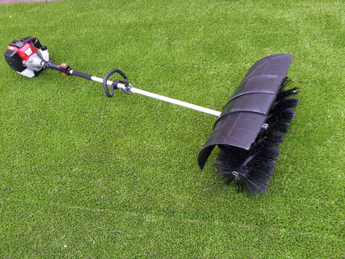 How To Power Broom Synthetic Grass