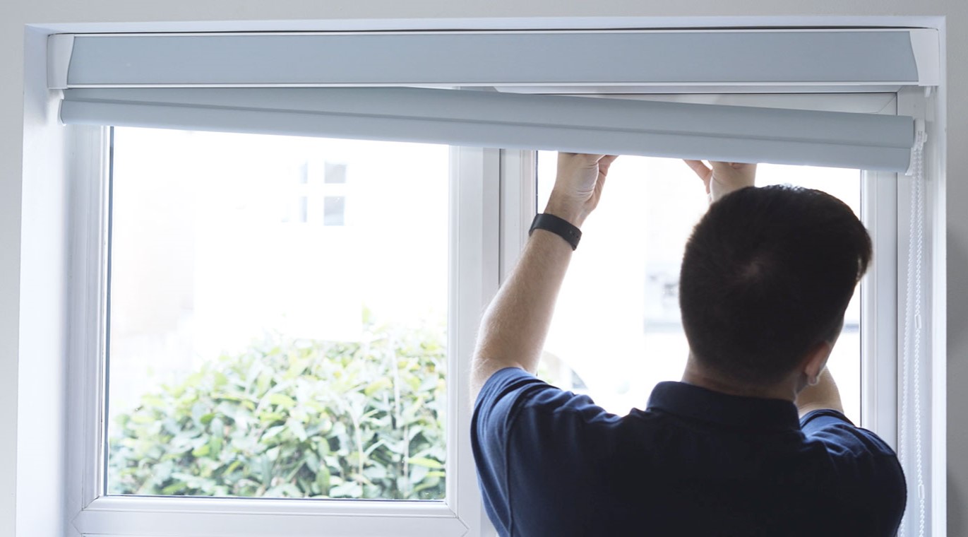 How To Put Up Roller Blinds