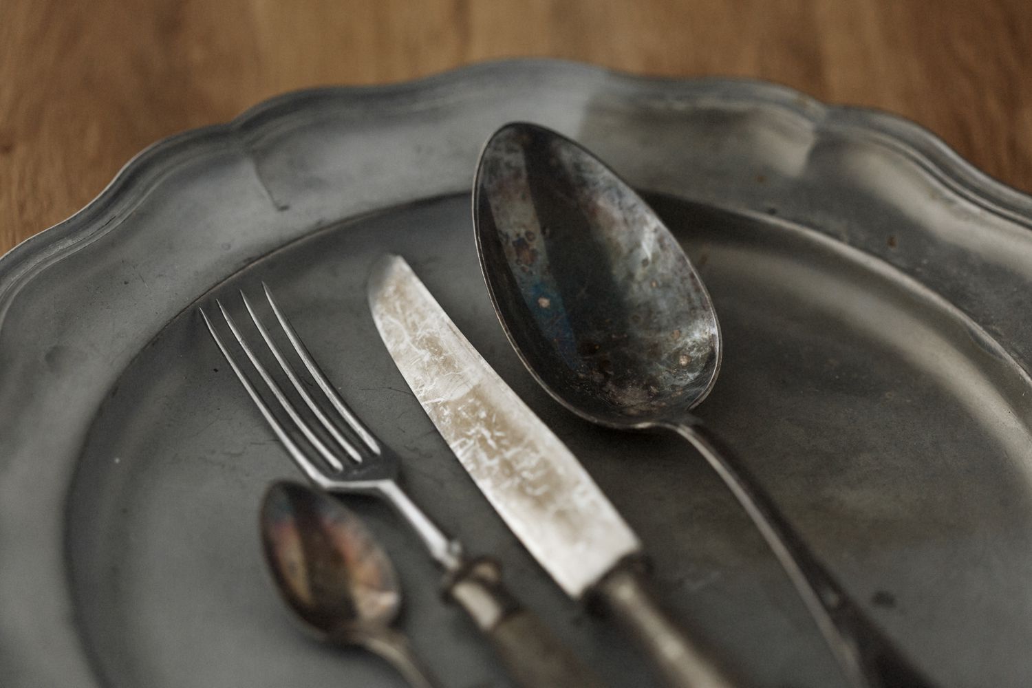 How To Remove Tarnish From Silverware