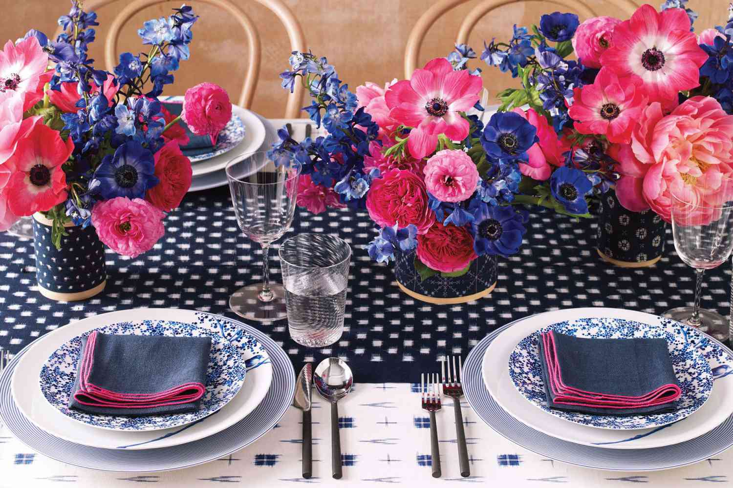 How To Set A Table: Etiquette Guidelines