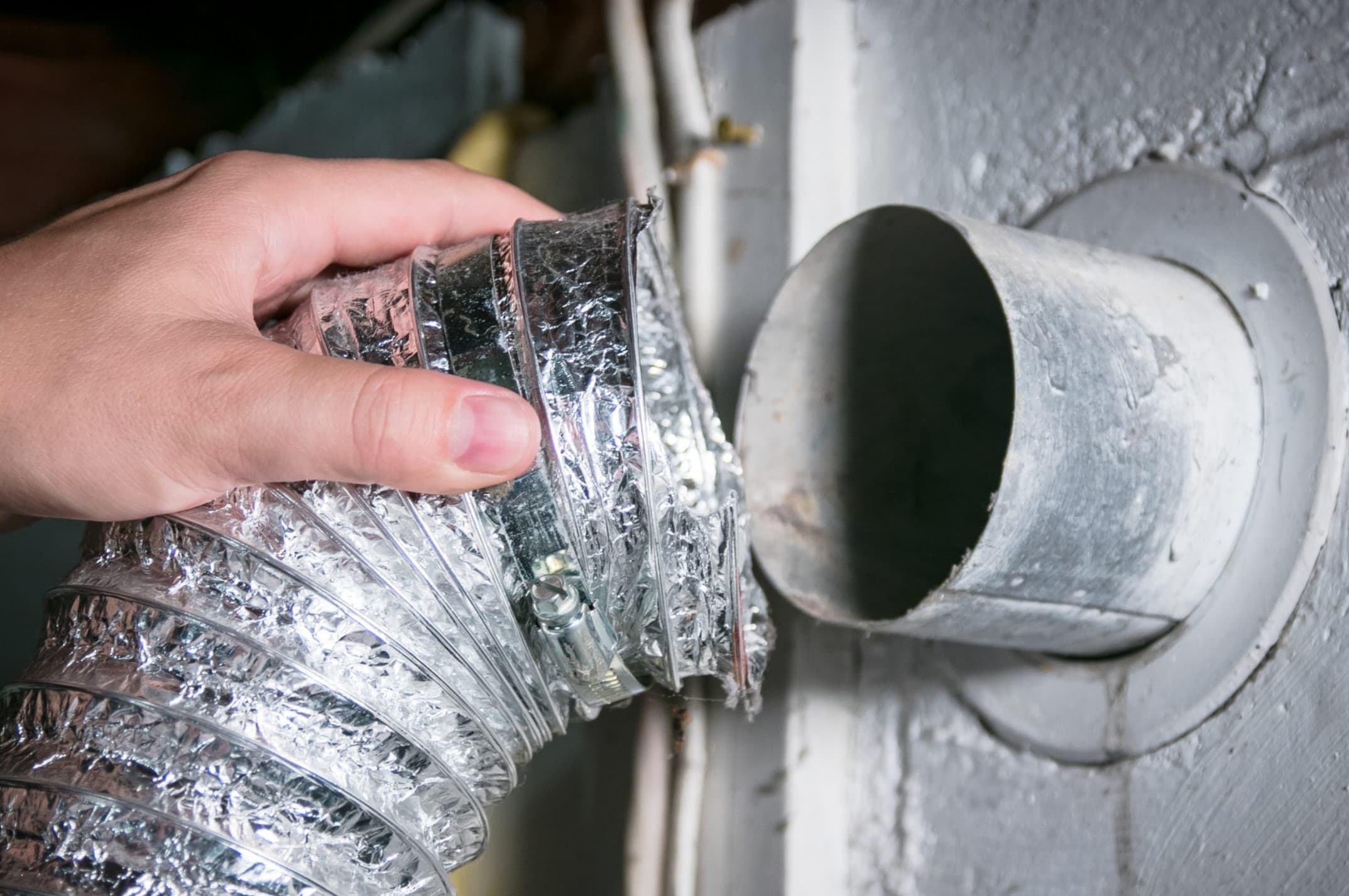 How To Unhook A Dryer Vent