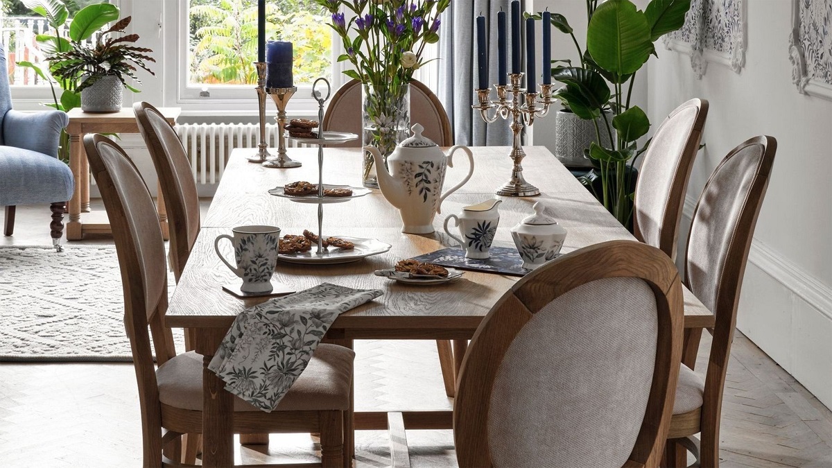 How To Update A Traditional Dining Room