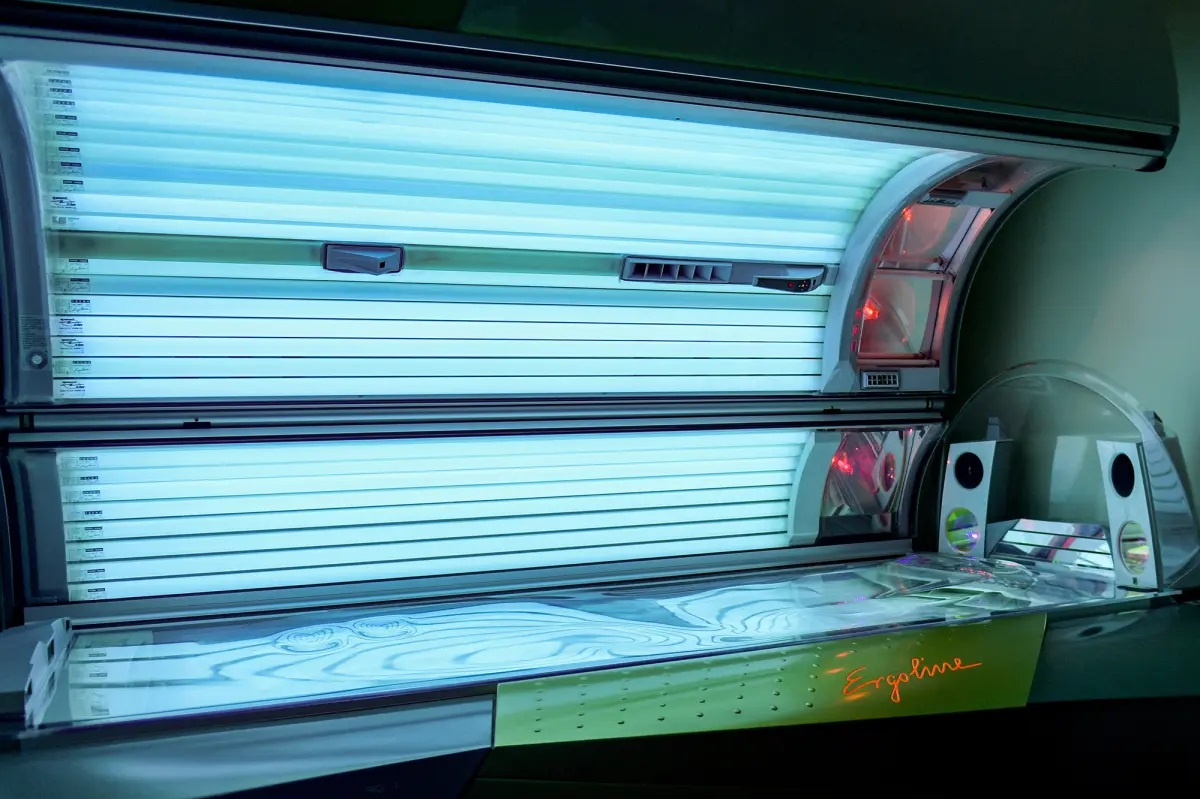 How To Use A Tanning Bed Safely
