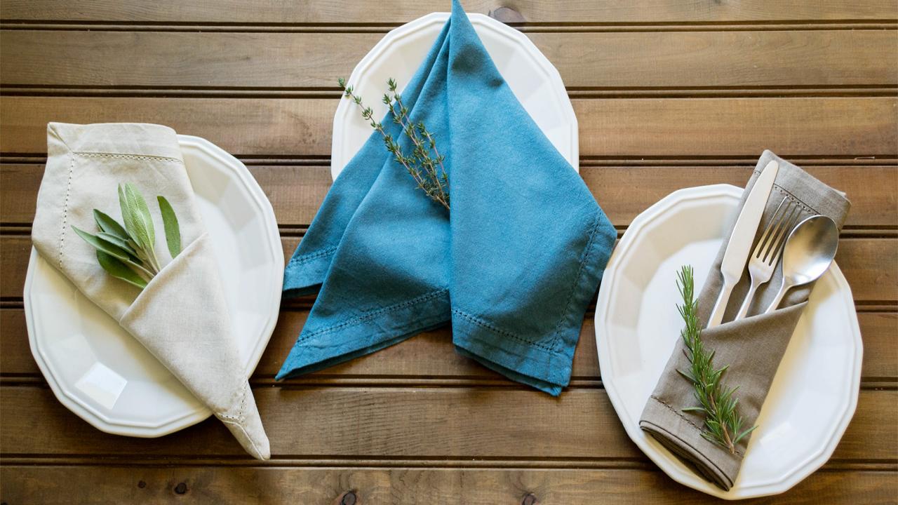 How To Wrap Silverware In A Napkin