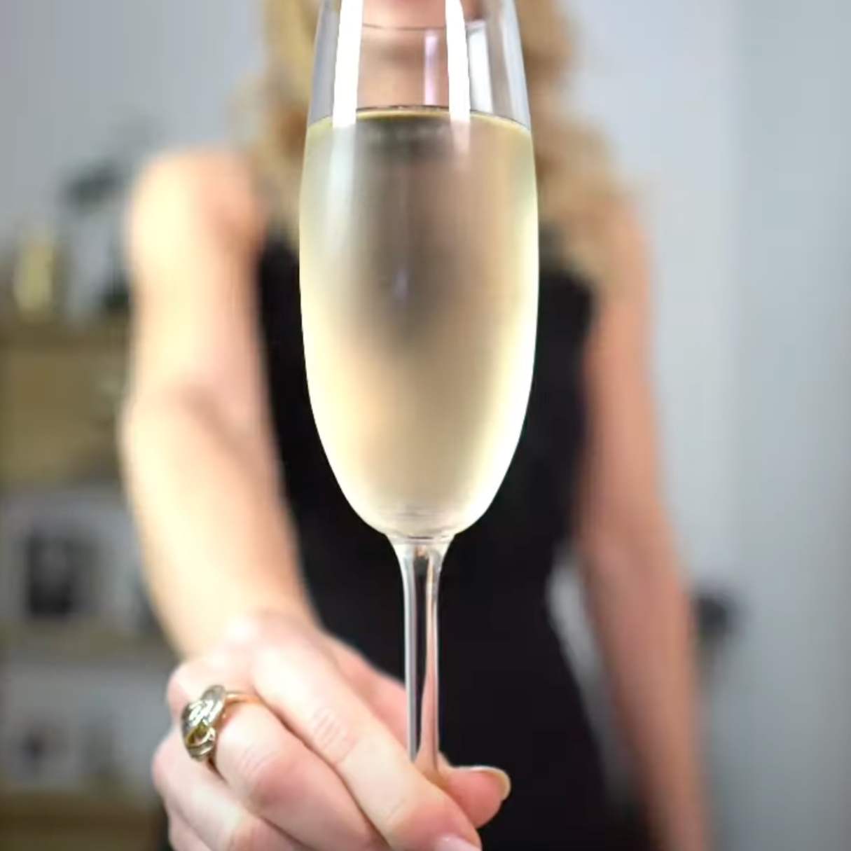 How Were Champagne Flutes Invented?