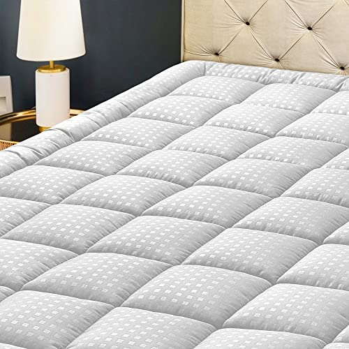 Utopia Bedding Quilted Fitted Mattress Pad (Queen) - Elastic Fitted  Mattress Protector - Mattress Cover Stretches up to 16 Inches Deep -  Machine