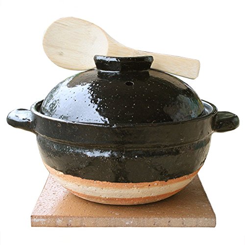 https://storables.com/wp-content/uploads/2023/11/iga-mono-kamadosan-clay-rice-cooker-51UZHK5SUlL.jpg