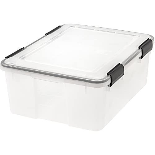 IRIS 30 Quart WEATHERPRO Plastic Storage Box