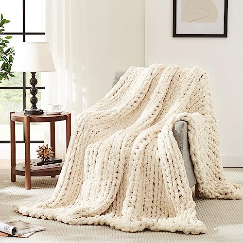 L'AGRATY Chunky Knit Blanket Throw - Cozy and Stylish Home Addition