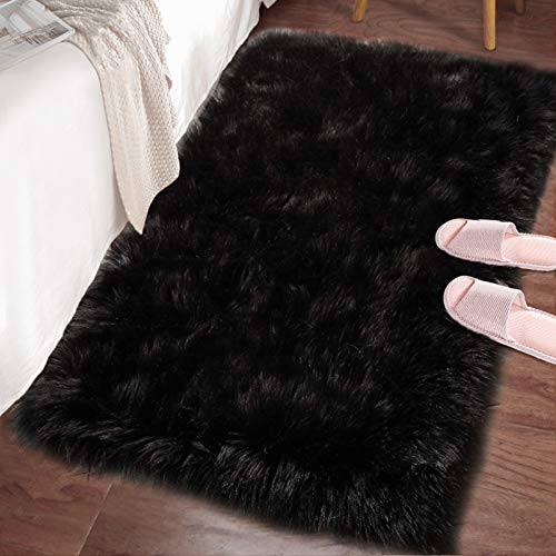 LOCHAS Faux Fur Bedroom Rug, Washable 2x3 Feet, Black