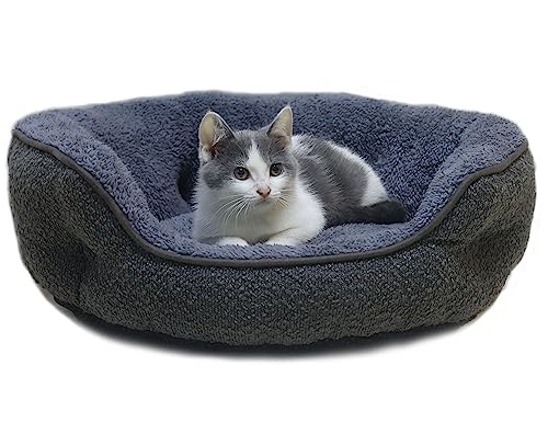 Luxurious and Durable Pet Bed