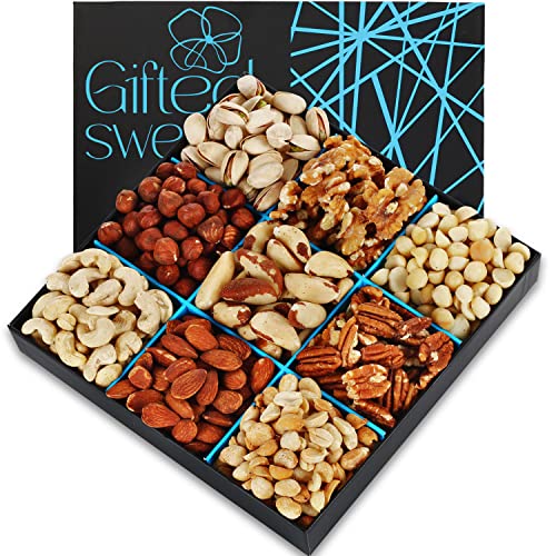 Nuts Gift Basket - Freshly Roasted And Raw Mixed Nut Gift Box - Gourmet Healthy Food Gift for Men/Women - Gourmet Gift