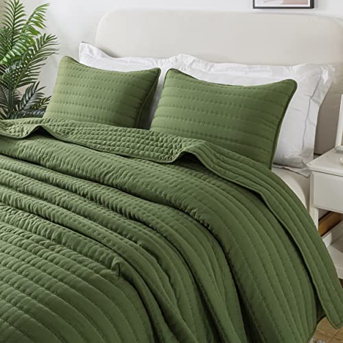 Roaringwild Queen Size Olive Green Quilt Bedding Set, 90x90 inches - 3 Piece