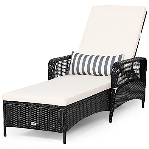 Outdoor Wicker Patio Lounge Chair