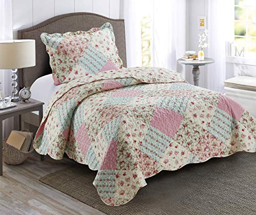 Pink and Green Rose Patchwork Quilt Set
