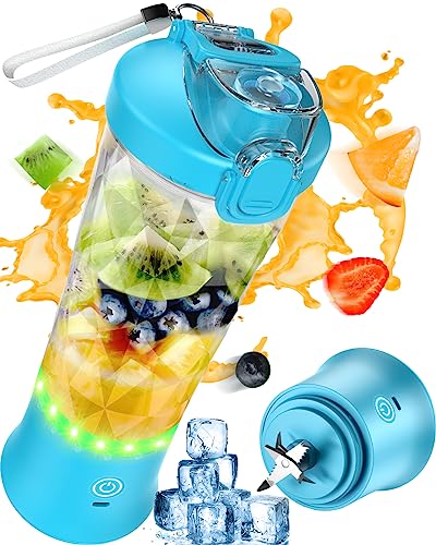 This mini blender is awesome😍 en 2023