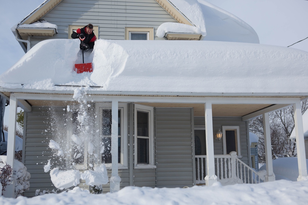 Simple Home Repairs To Do At Home When Snowed In