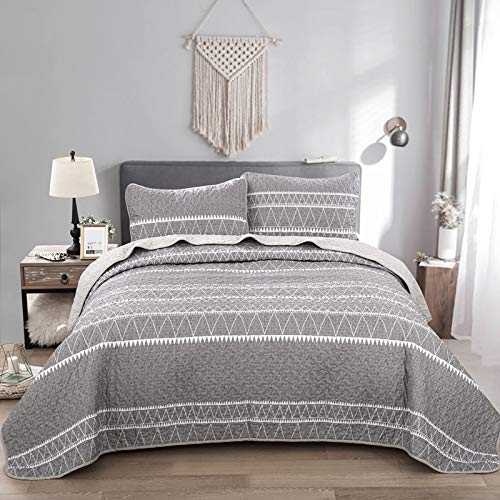 Stylish and Comfortable Grey Quilt Set King