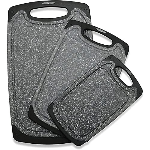 https://storables.com/wp-content/uploads/2023/11/viretang-plastic-cutting-board-set-functional-and-versatile-61c9d6Zf-WS.jpg