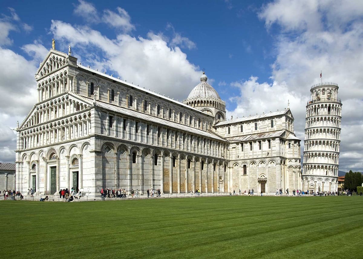 What Architectural Style Is The Pisa Cathedral In Italy?