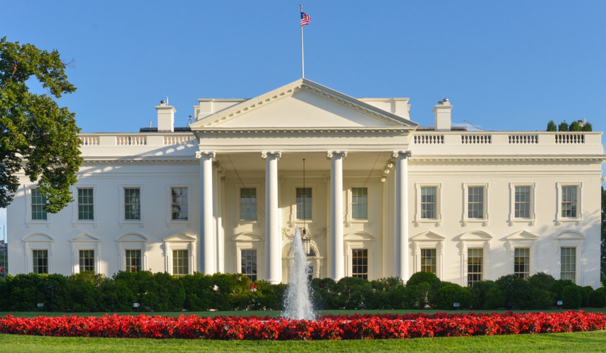 What Architectural Style Is The White House Built?