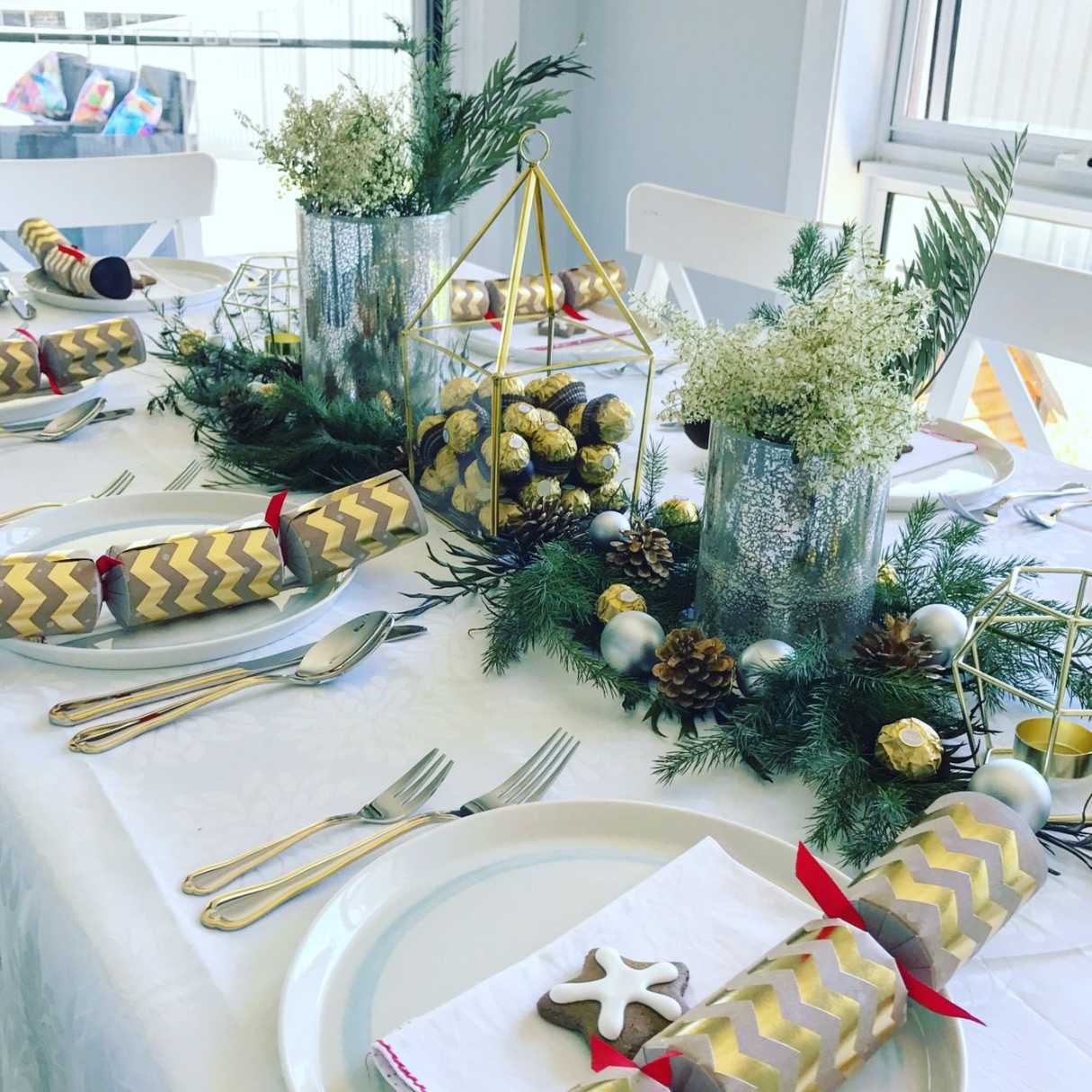 What Are Bon Bons In Table Settings?