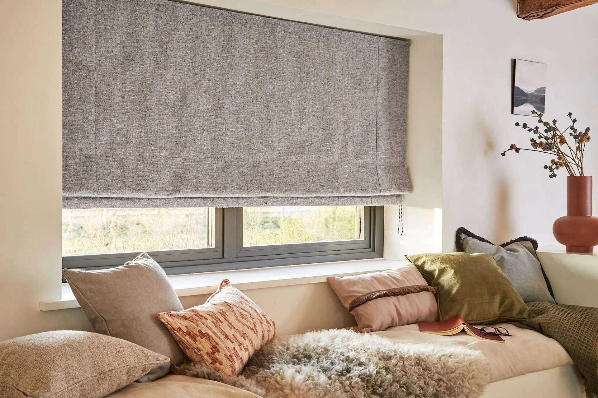 What Are Roman Blinds