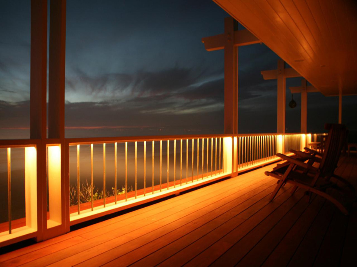 What Are The Best Lights For Decking?