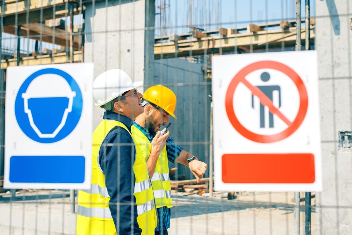 What Are The Warning Signs Around A Construction Site