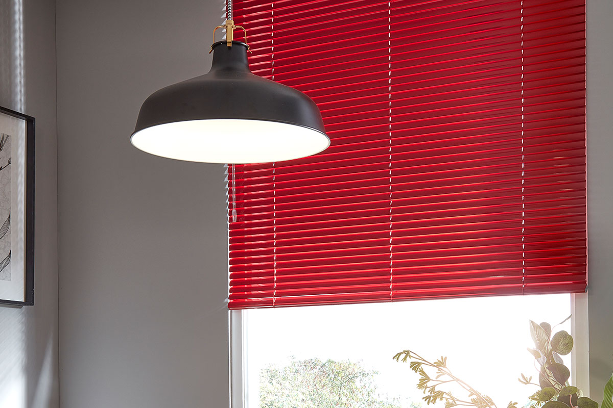 What Are Venetian Blinds
